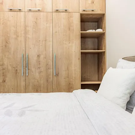 Luxury Dolce Butas *