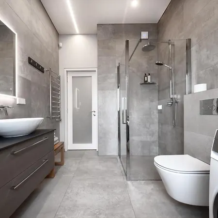 Luxury Dolce - 2 Kambariai - Terasa Prie Misko - 650 M Iki Juros 아파트 *