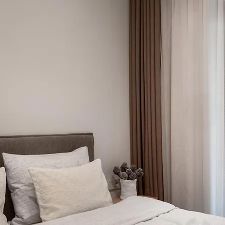 Luxury Dolce - 2 Kambariai - Terasa Prie Misko - 650 M Iki Juros 아파트